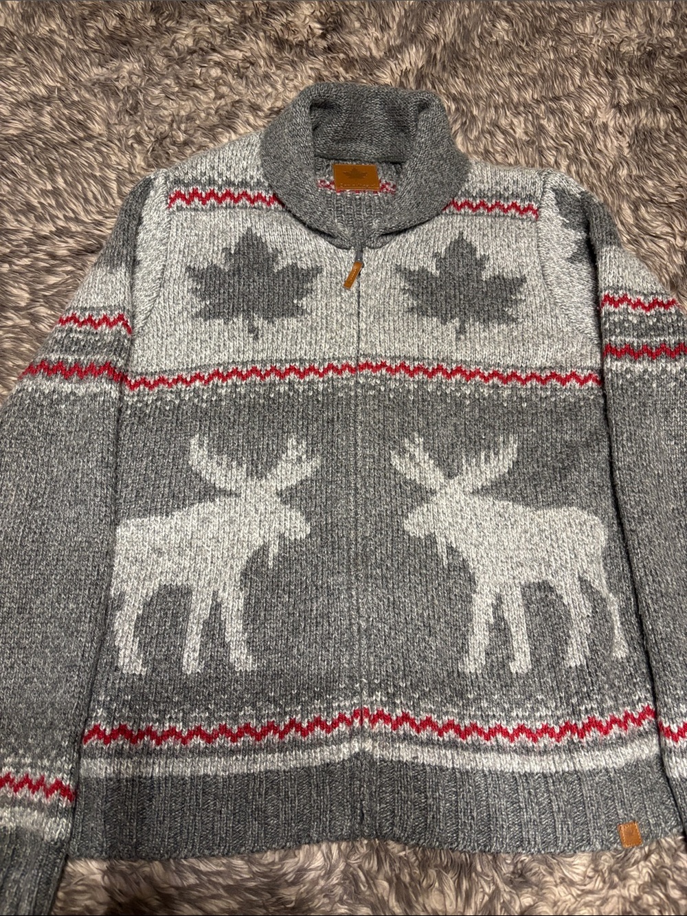 Men's Grey Moose & Maple Leaf Zip-Up Sweater Jacket